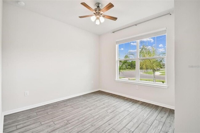 Building Photo - 13144 Peachleaf Ave