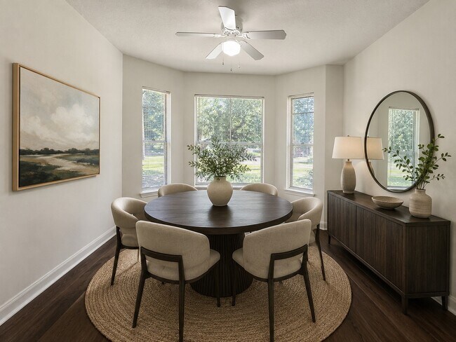 Building Photo - 18023 Lago Forest Dr