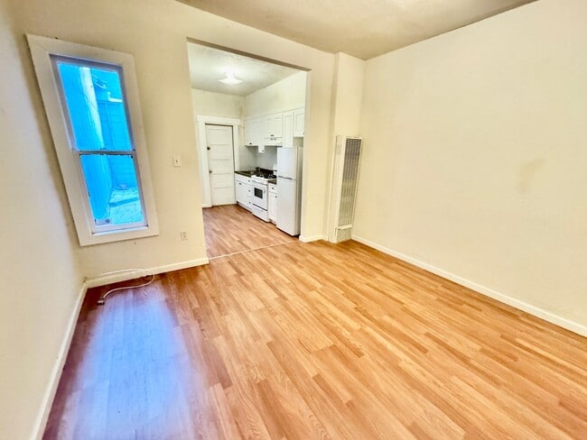 Building Photo - 712-716 Natoma Street
