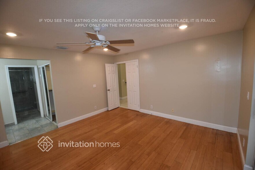 Building Photo - 12615 SW 7th Pl
