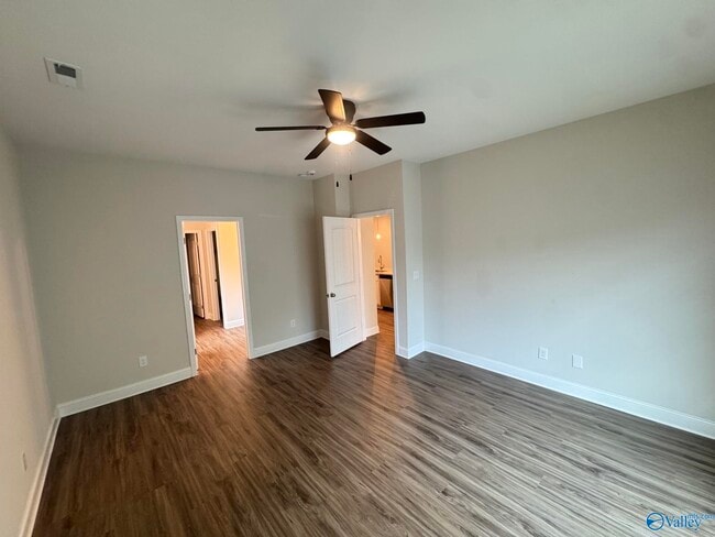 Building Photo - 151 Williams Pointe Boulevard SW