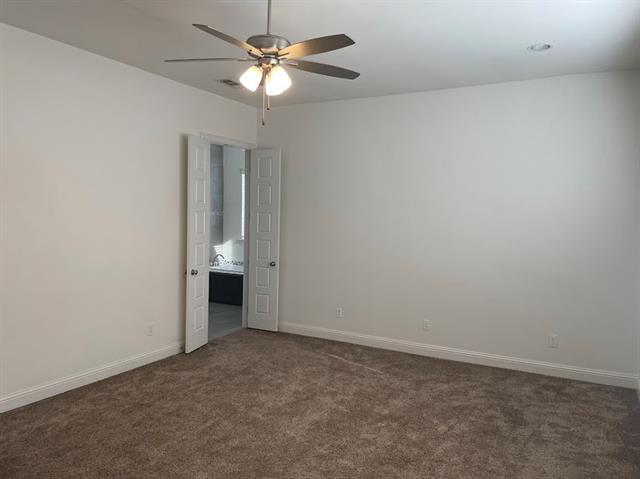 Building Photo - 404 Templeton Dr
