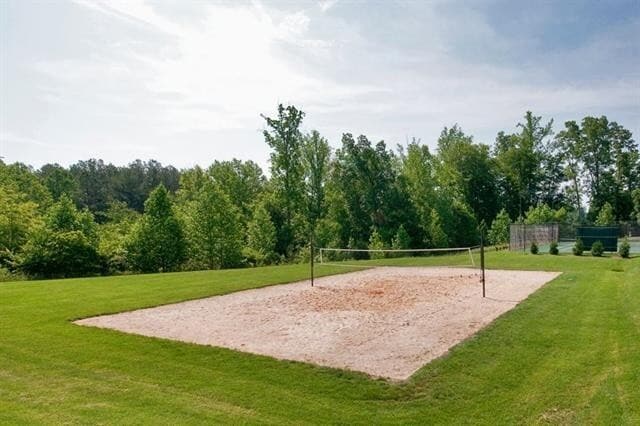 Building Photo - Bright Townhouse Available in Forest Lakes