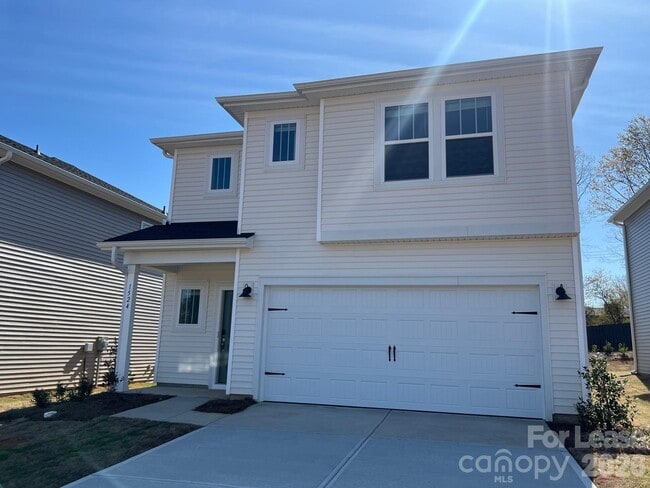 Building Photo - 1524 31st St NE