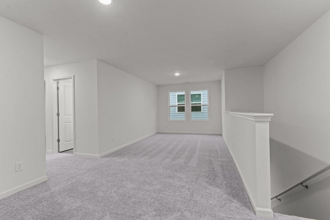 Building Photo - 325 Spaight Acrs Wy