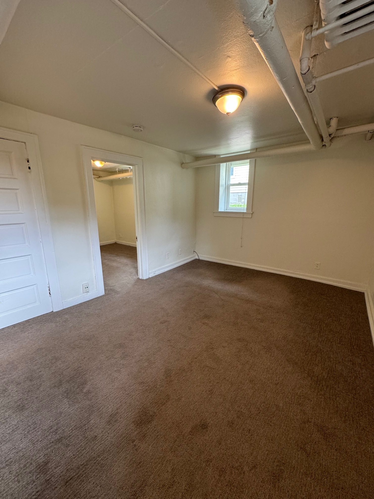 Building Photo - 121 N Hancock St