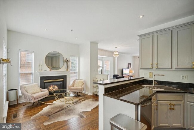 Building Photo - 6022 Madison Overlook Ct