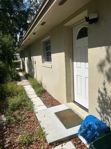 Building Photo - 107 Bayberry Rd