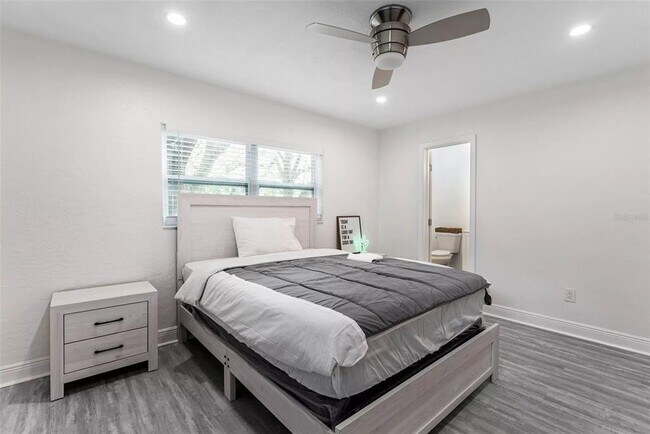 Building Photo - 2909 Hargill Dr