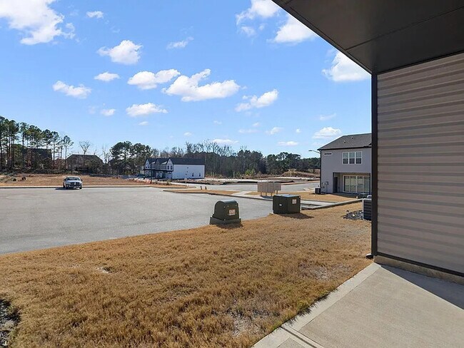 Building Photo - Lease OR Lease to Own