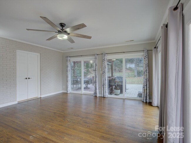 Building Photo - 6219 Colchester Pl