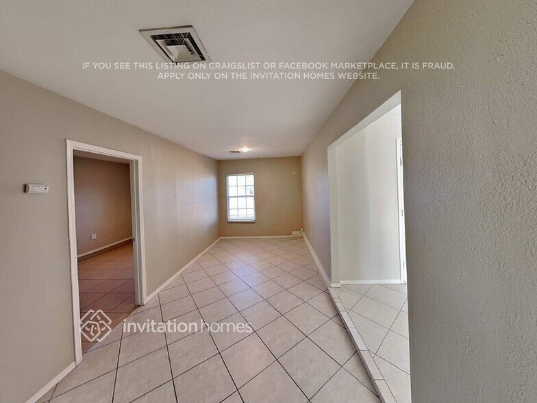 Building Photo - 12303 N 85th Ln