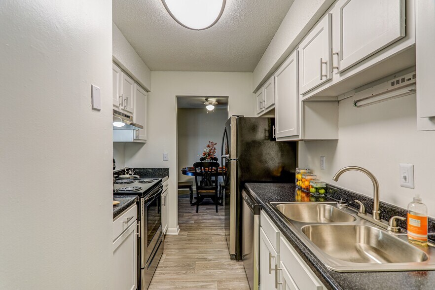 Willow Apartments 308 Plus Park Blvd Nashville TN 37217 Apartment Finder