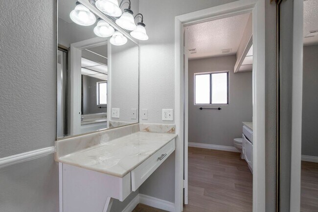 Building Photo - 5055 Stormy Cir