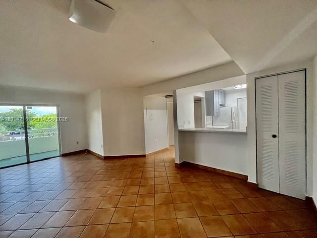Building Photo - 10755 SW 108th Ave