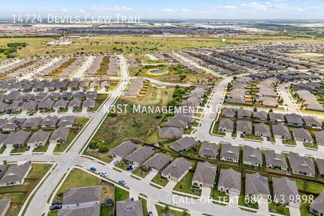 Building Photo - 14724 Devils Claw Trl