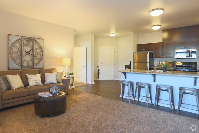 Keizer Station Apartments - Keizer, OR | Apartment Finder