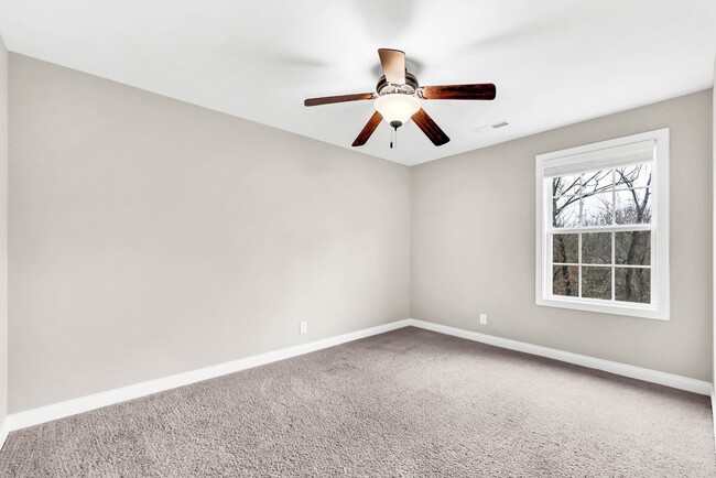 Building Photo - 1197 Old Charlotte Trace