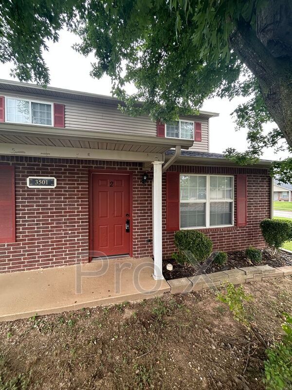 Primary Photo - 3501 SW Landau Ct