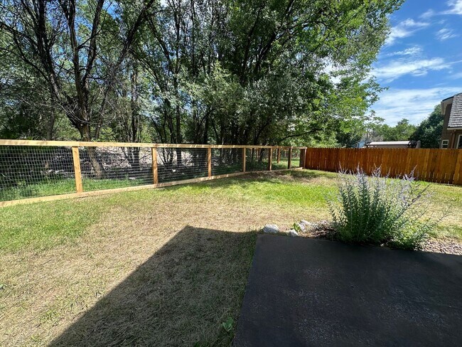 Building Photo - 7640 Lonergan Ct