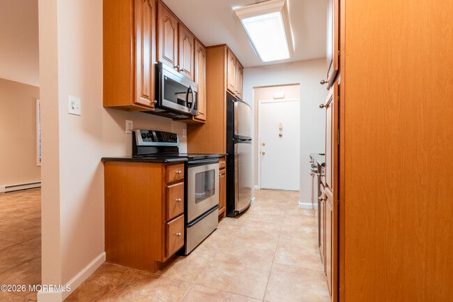 Building Photo - 69 Overlook Way