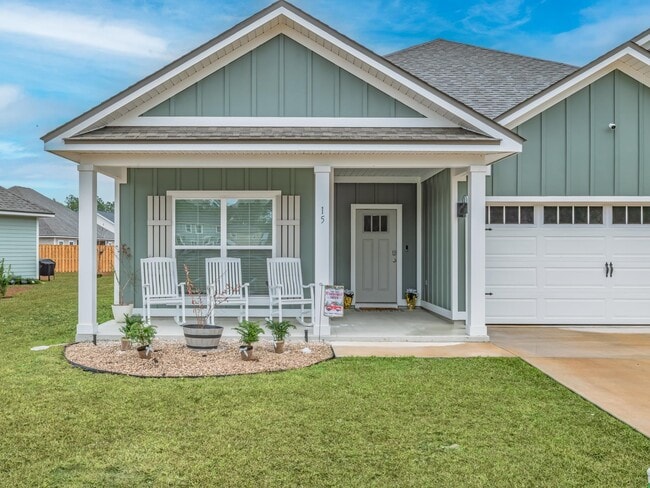 Building Photo - 15 Arden Rd