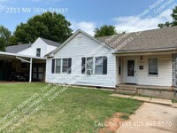 Building Photo - Cute 2 Bedroom