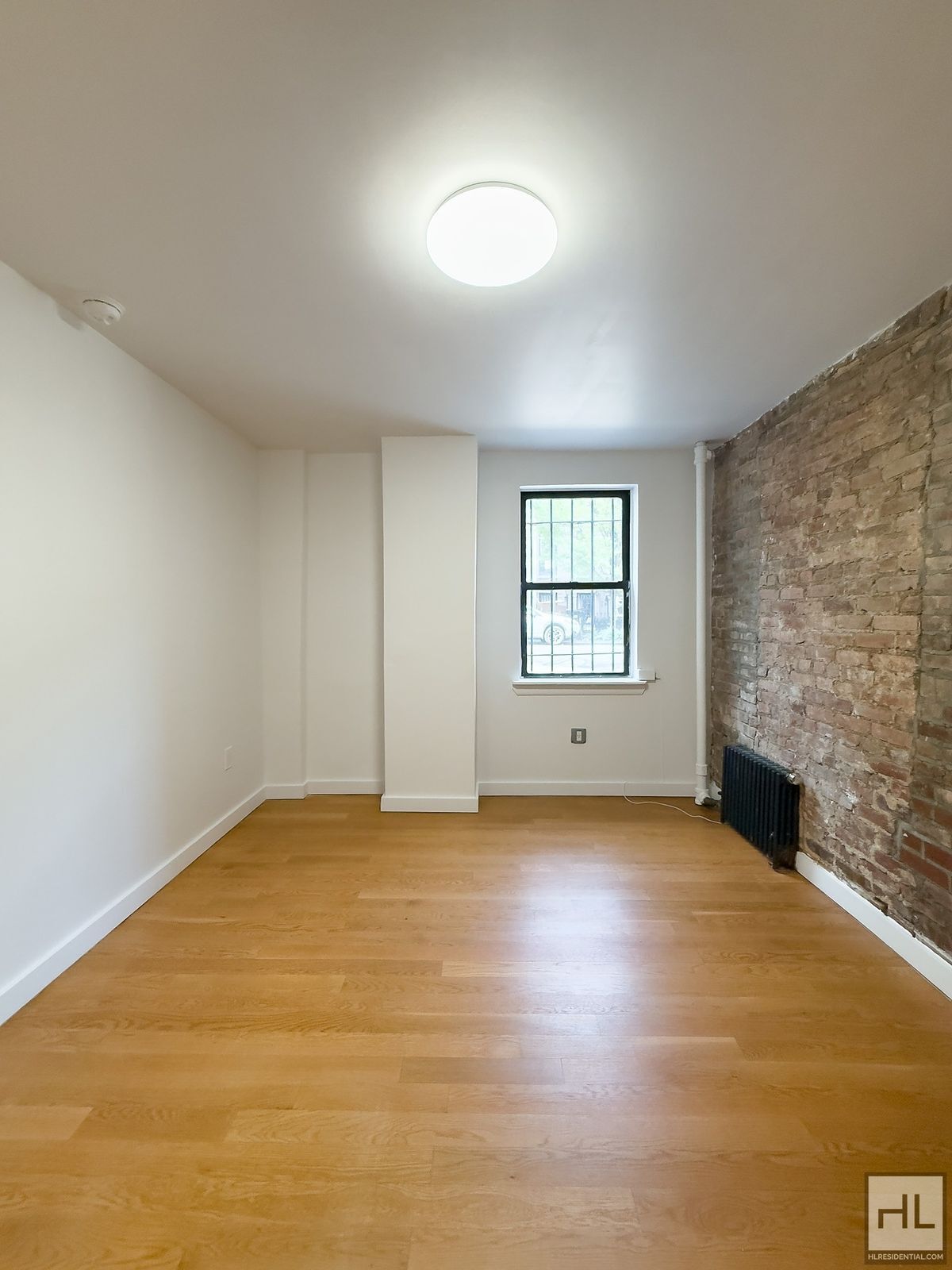 Building Photo - GREENE AVENUE / Spacious 1-Bed 1-Bath / Mi...