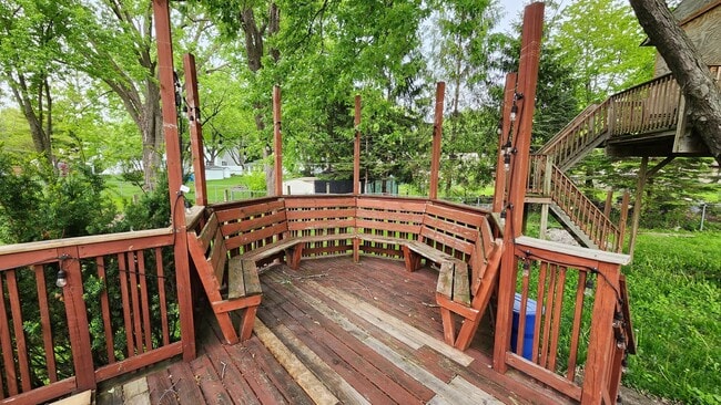 Building Photo - 20831 Maple Ct