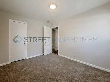 Building Photo - 4820 Harbin St