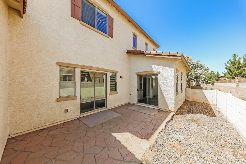 Building Photo - 14210 W Country Gables Dr