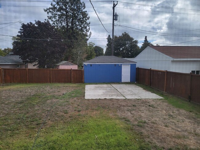 Building Photo - Great 3-Bedroom Home IN The Garland District