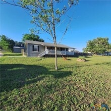 Building Photo - 701 Horace Howard Dr