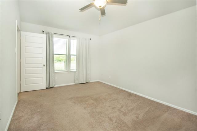 Building Photo - 8840 Landergin Mesa Dr