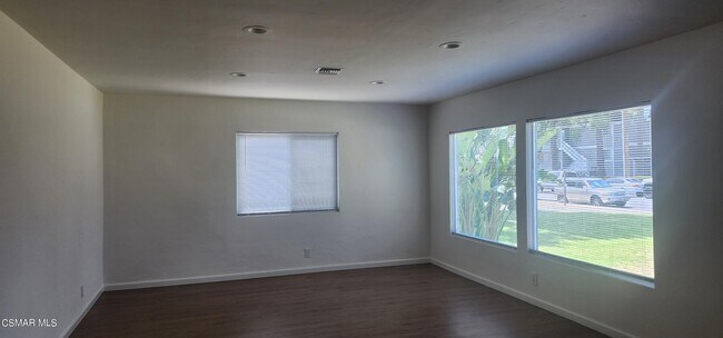 Building Photo - 7538 Vassar Ave