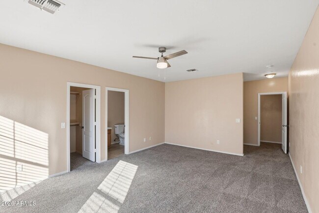 Building Photo - 15818 N 25th St