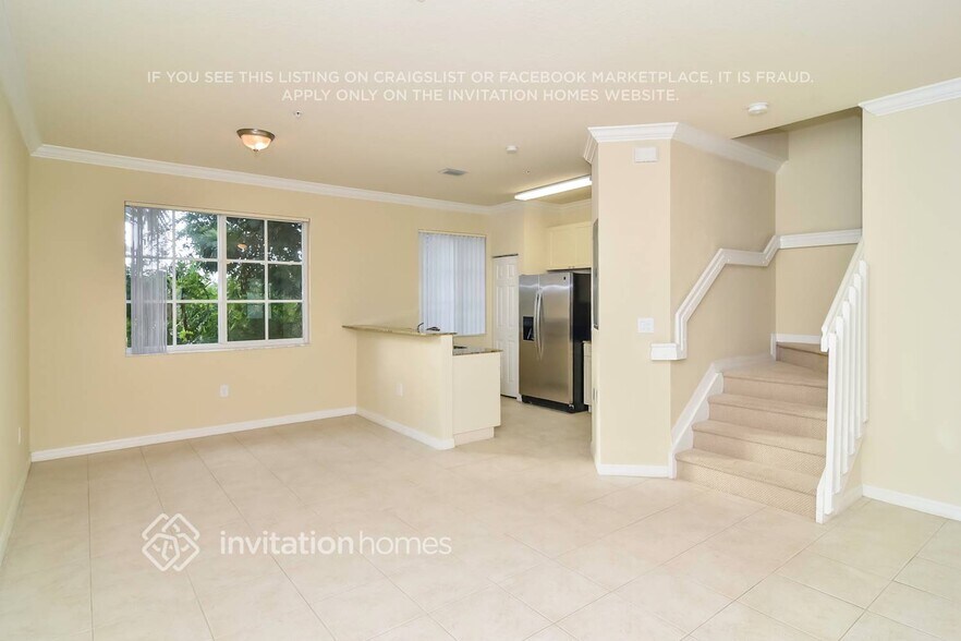 Building Photo - 5030 SW 126th Ave