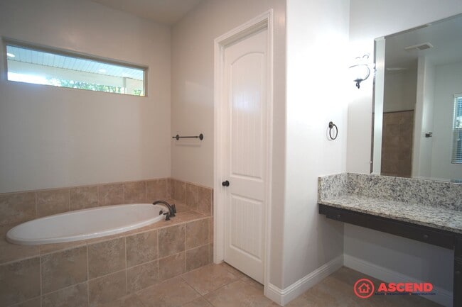 Building Photo - Breathtaking Home Off Calloway and Snow Rd!