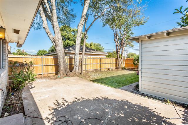 Building Photo - 7440 Walling Ln