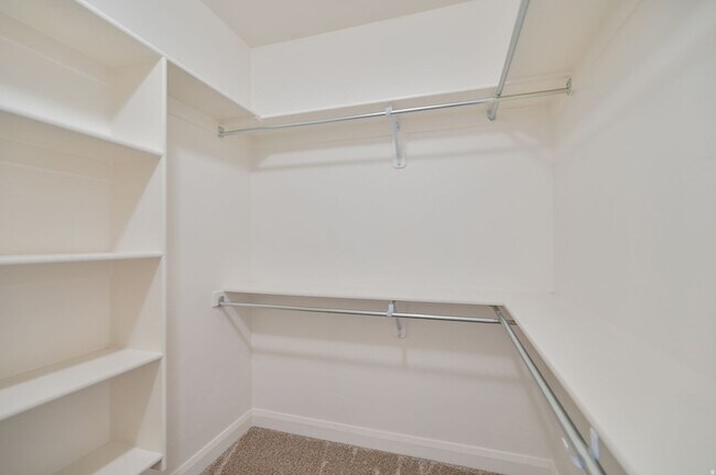Building Photo - 11166 Del Andrae Ln