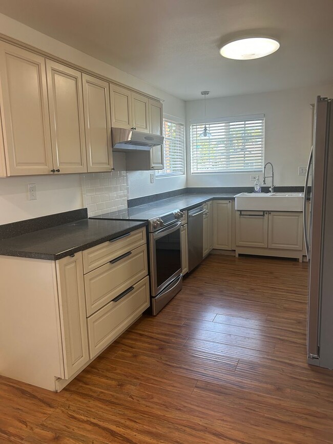 Building Photo - Stunning 3BD/2BA Corner-Lot Home w/ Relaxing Views – Only $4,495 – Mission Heights
