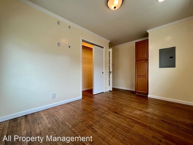 Building Photo - 2 br, 1 bath House - 569 Avenue Alhambra