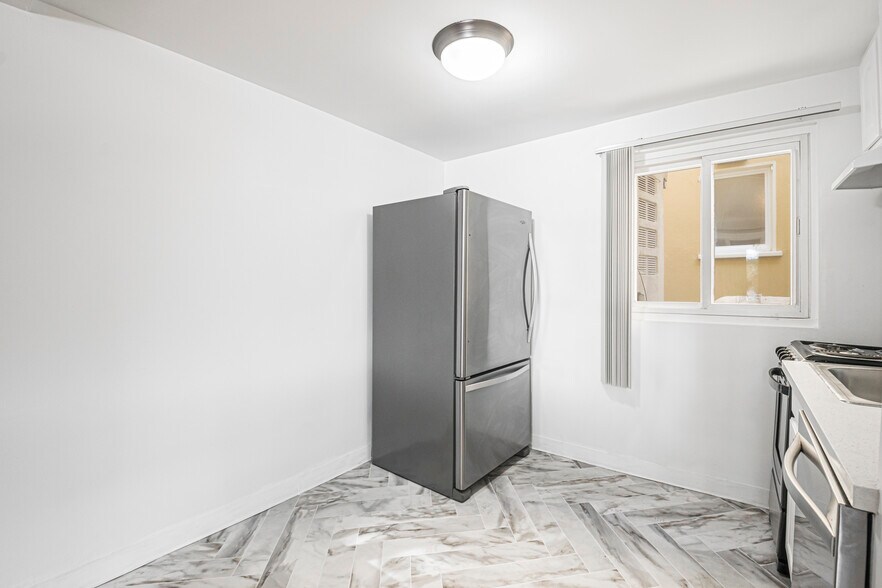 Building Photo - 5845 Interceptor St