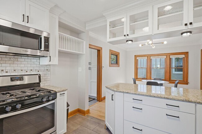 Building Photo - 94 Acton Rd