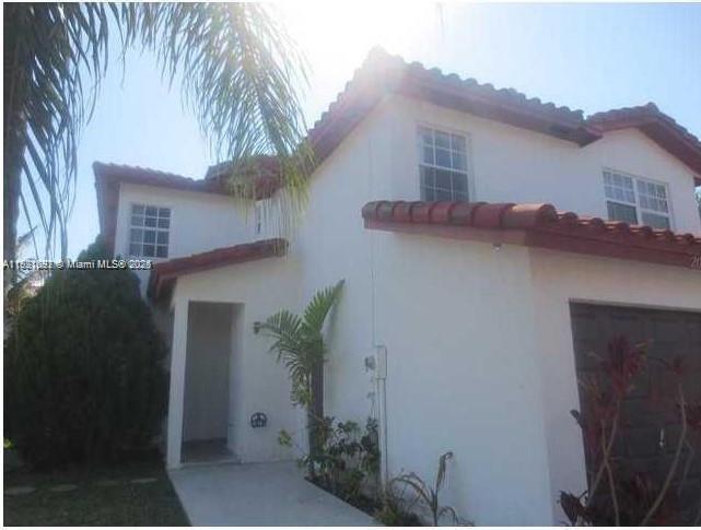 Primary Photo - 8413 SW 209th St