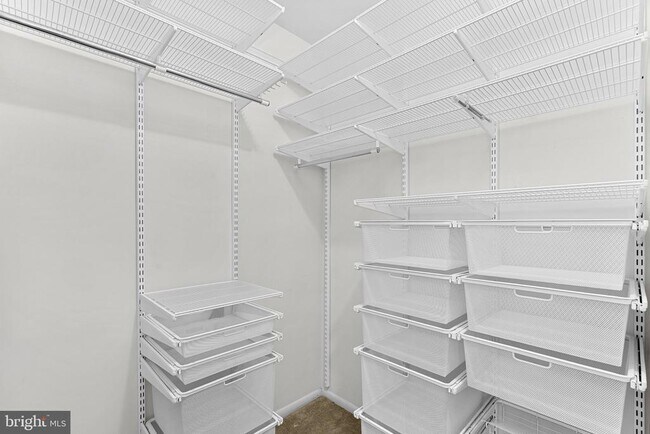 Building Photo - 11545 Hearthstone Ct