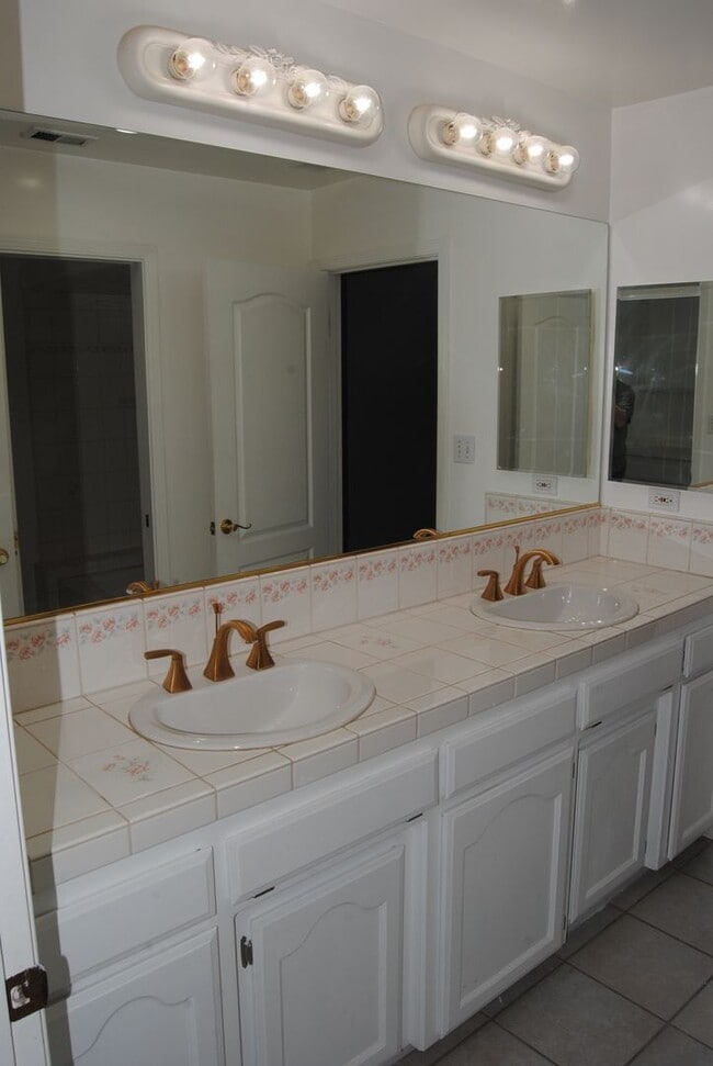 Building Photo - 14500 Maricopa Hwy