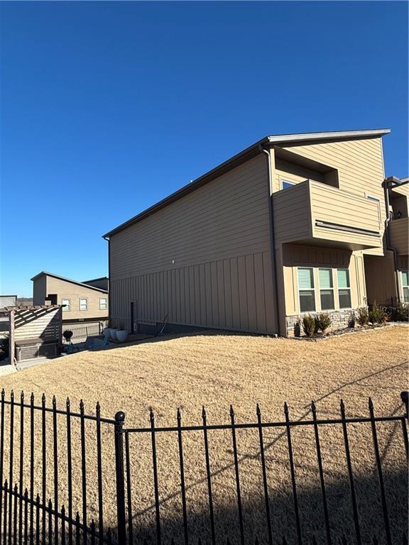 Building Photo - 2252 W Million Ln