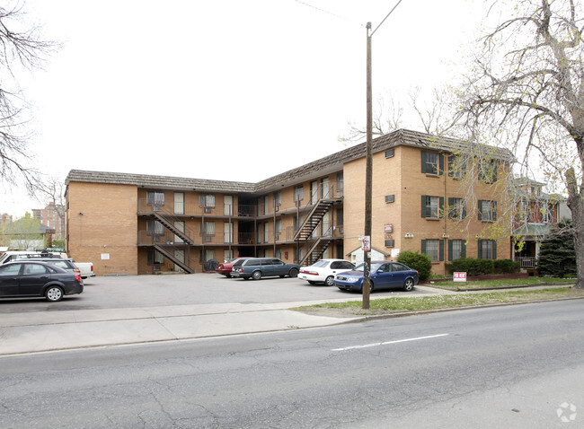 Primary Photo - Candlewood Apartments