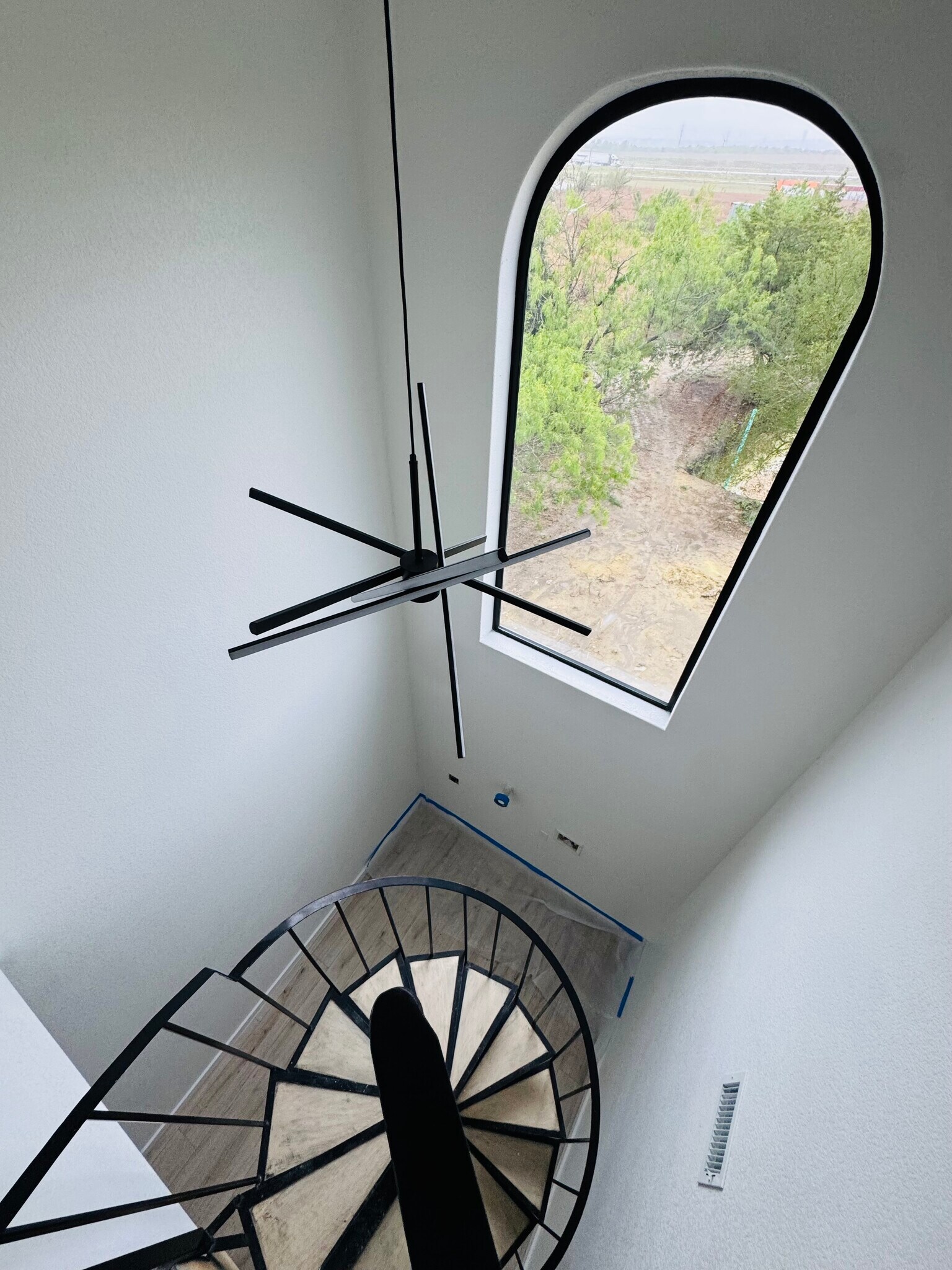 Building Photo - 387 Old Lockhart Rd